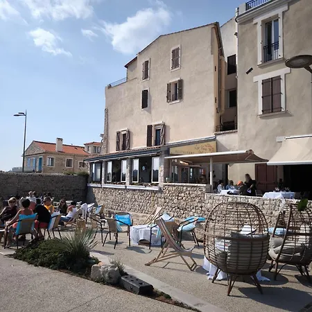 Tanit Classe 40m2 T1 Terrasse Angle 35 M2 Piscine Parking Gratuit