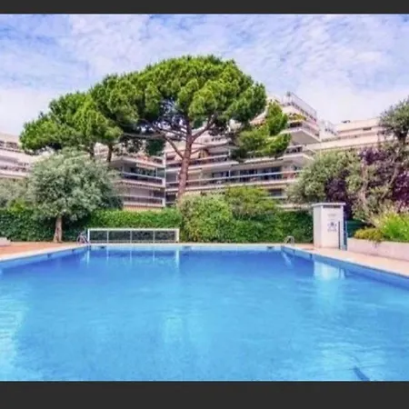 Ara 40m2 Classe Immense Terrasse 35 M2 Piscine Juan Parking أنتيب