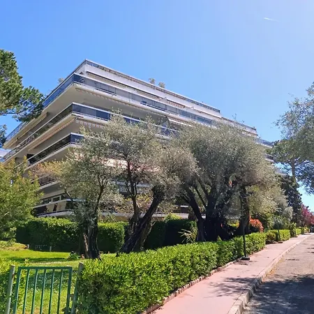 Ara 40m2 Classe Immense Terrasse 35 M2 Piscine Juan Parking
