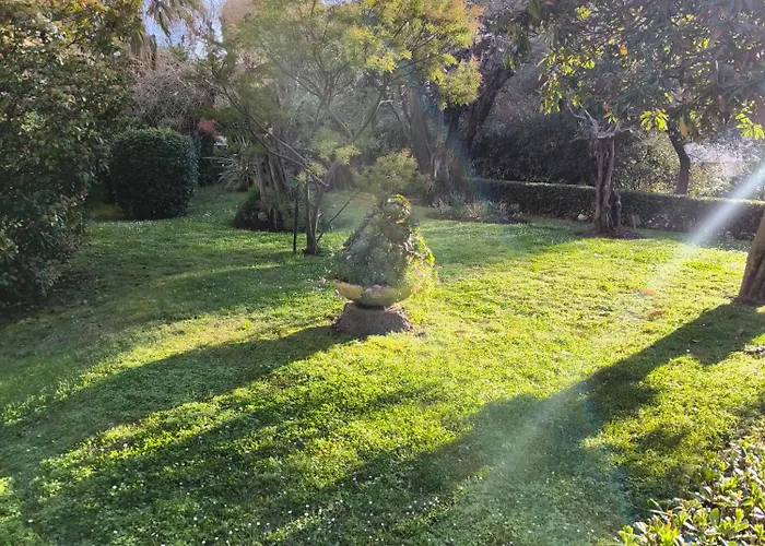 ARA 40m2 Classé Immense Terrasse 35 m2 Piscine Antibes Juan Parking * Antibes